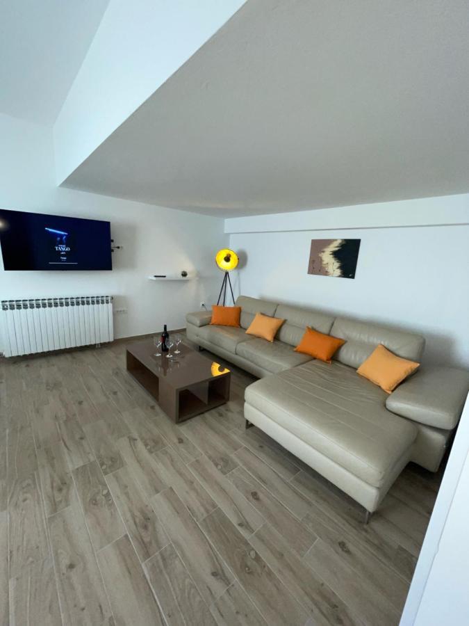 Apartman Varea Ližnjan Zewnętrze zdjęcie