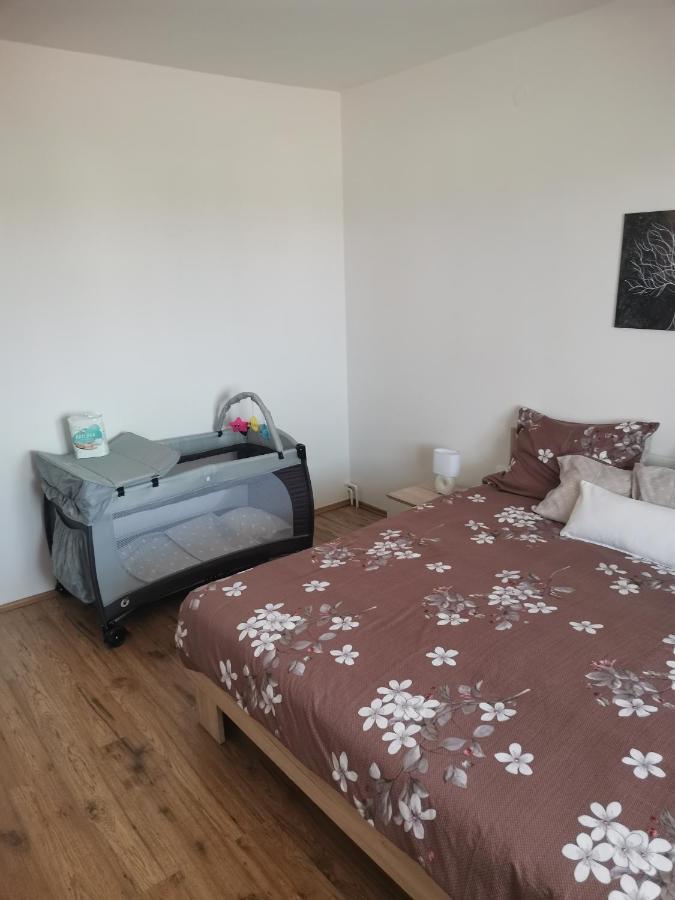 Apartman Varea Ližnjan Zewnętrze zdjęcie